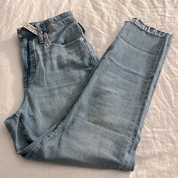 NWT Madewell The Curvy Perfect Vintage Jean in Ellicott Wash - Picture 4 of 12